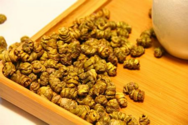 鐵皮楓斗與鐵皮石斛粉的區別，真相讓你瞠目結舌！